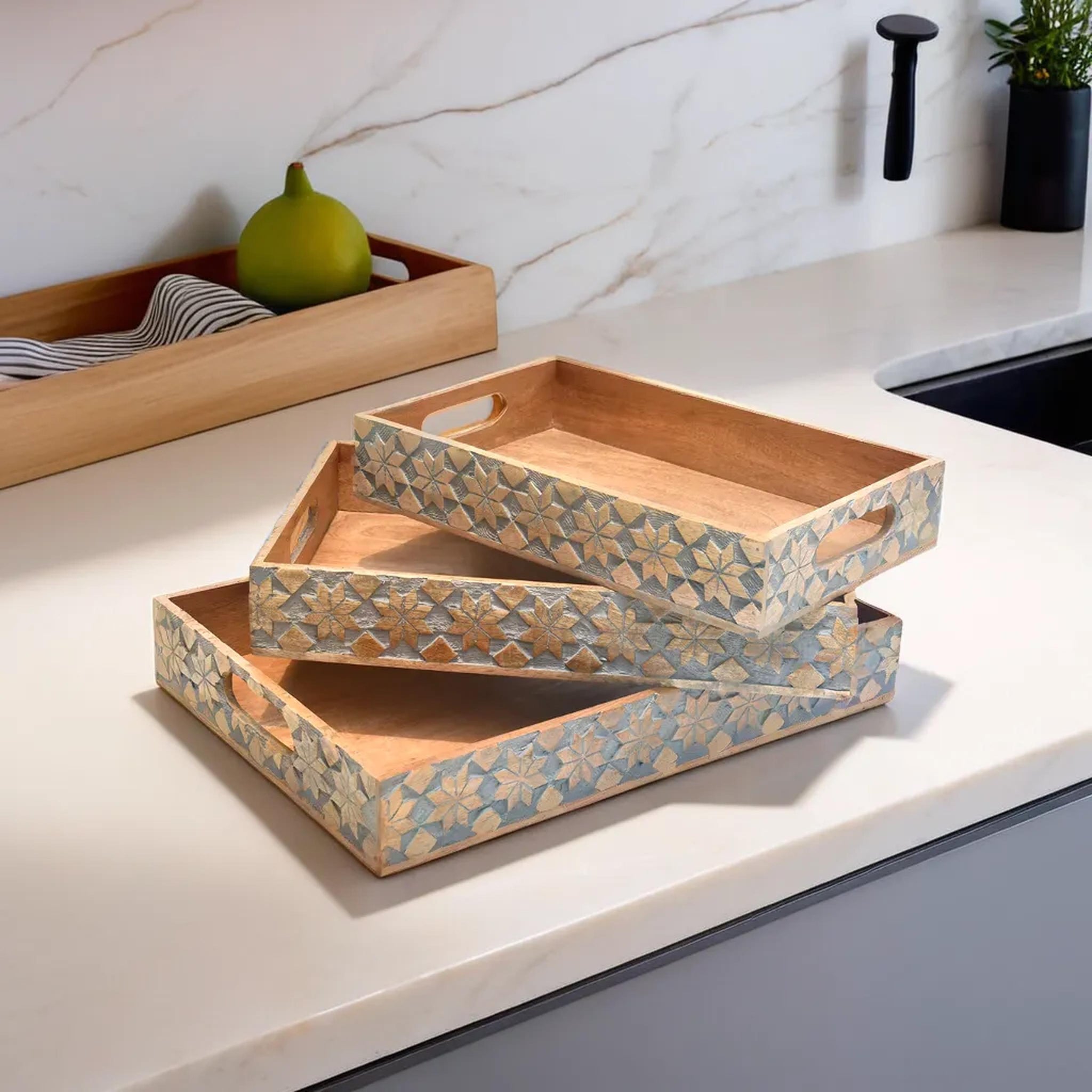 Pattern serving Wooden tray