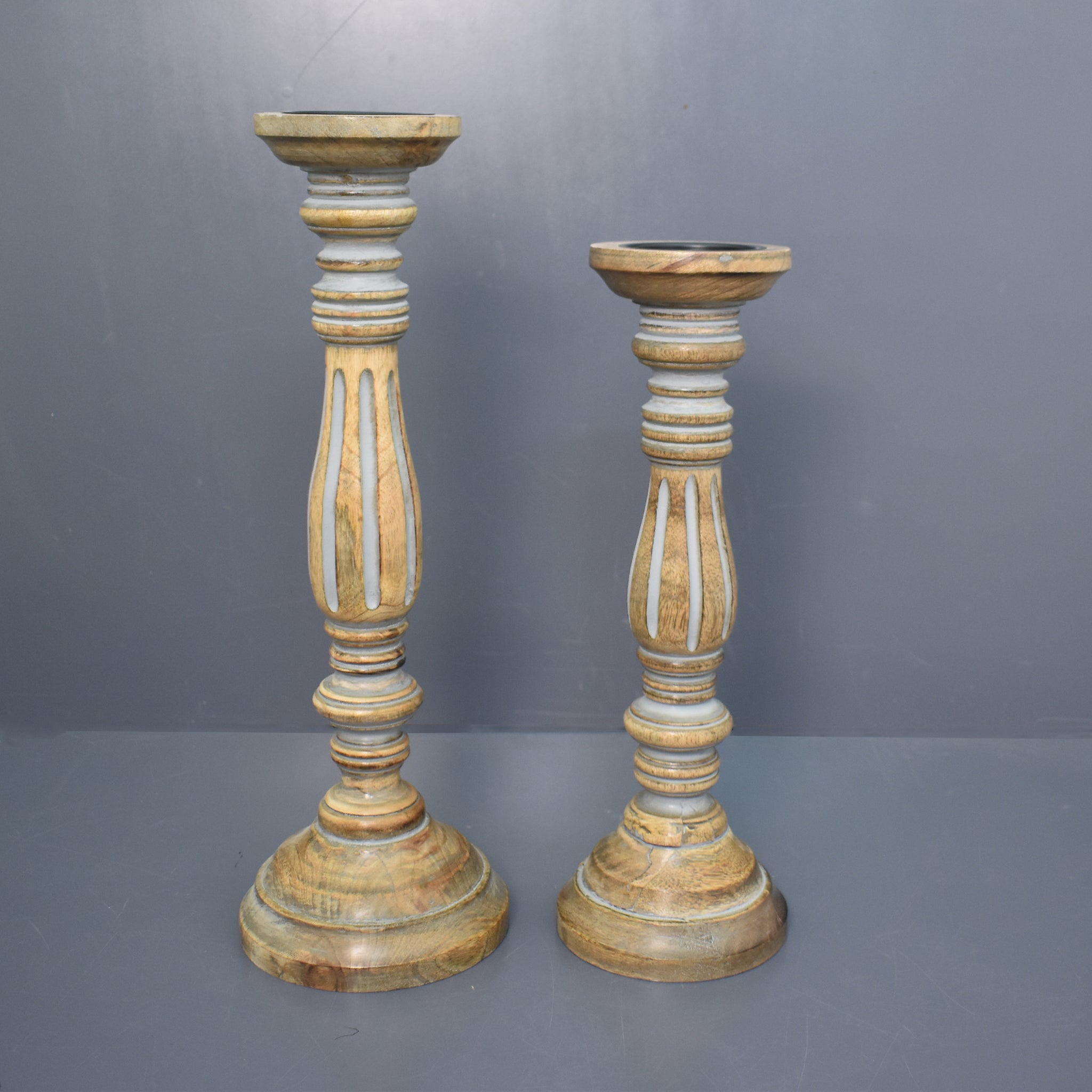 Wooden Carved Antique Candle Holders, Set of 2 (GD1907)