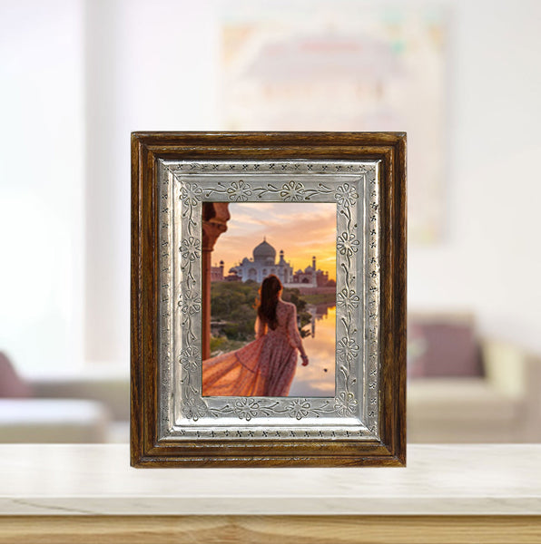 Wooden Carved Vintage Photo Frame (GD1569)