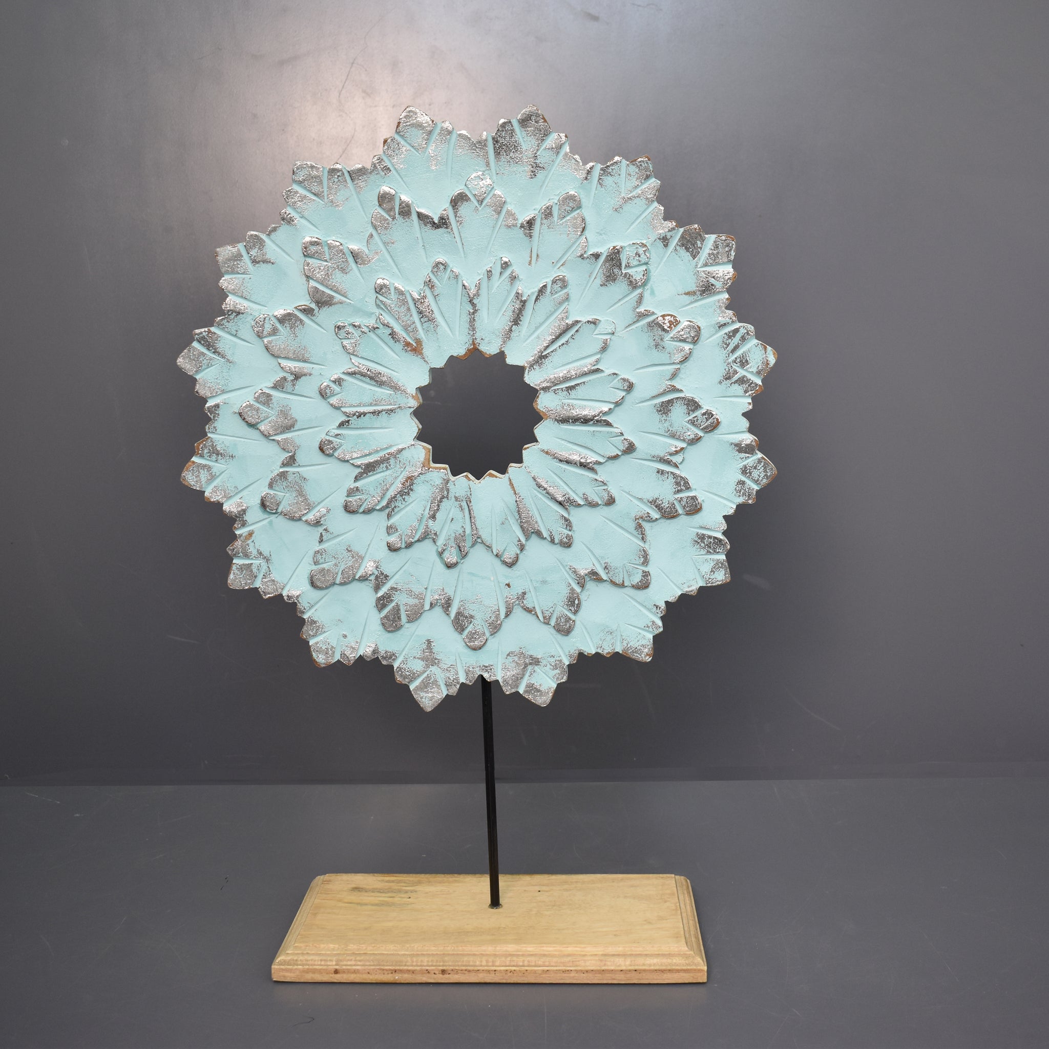 Carved Wooden Table Decor (GD1804A)