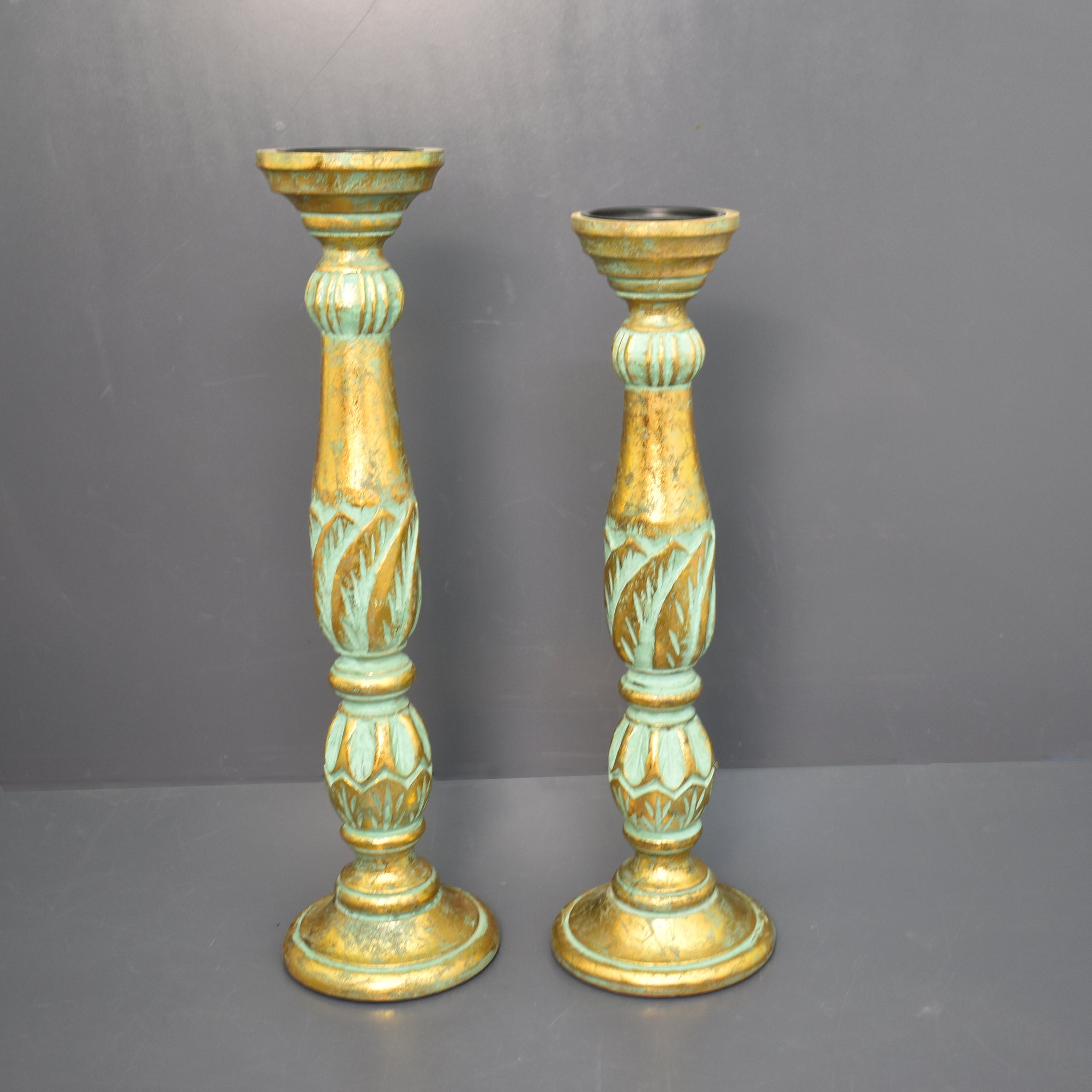 Wooden Carved Antique Candle Holders, Set of 2 (GD1899)
