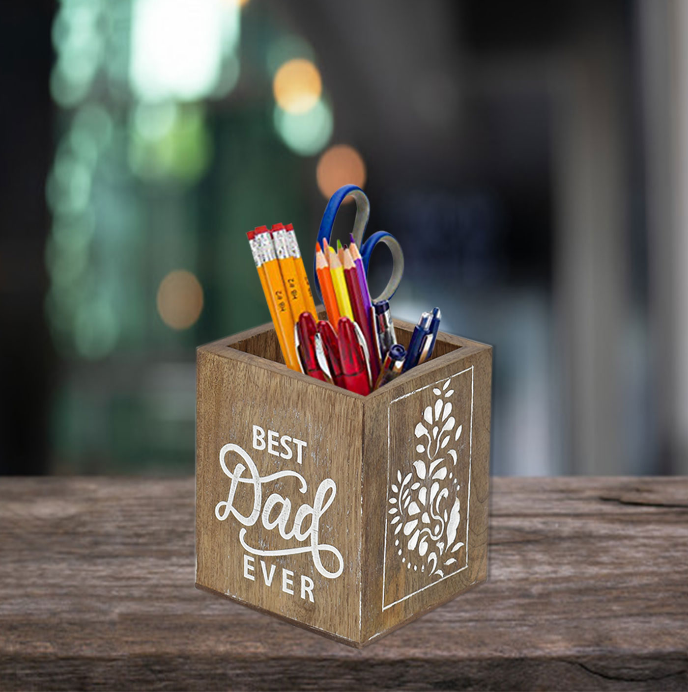 Wooden Engraved Pen Holder (GD1578)