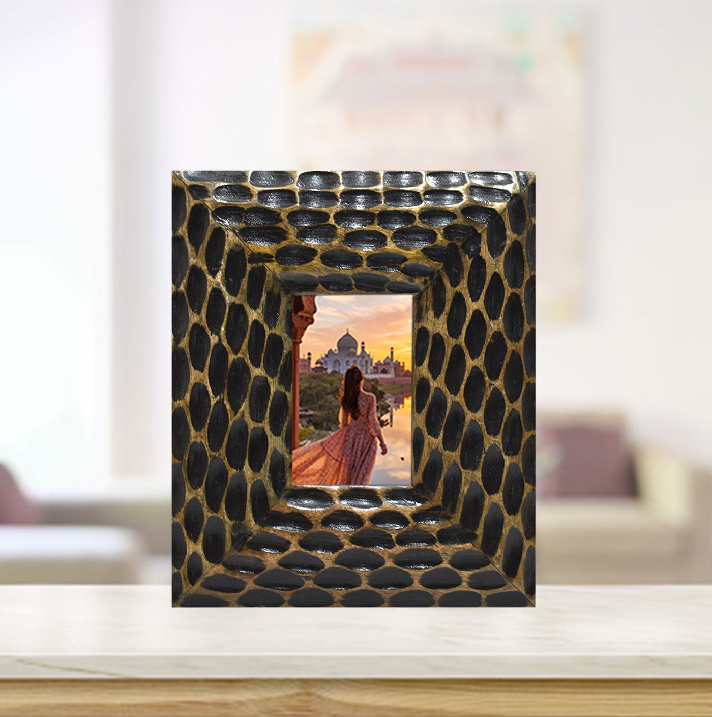 Wooden Carved Antique Photo Frame (GD1550)