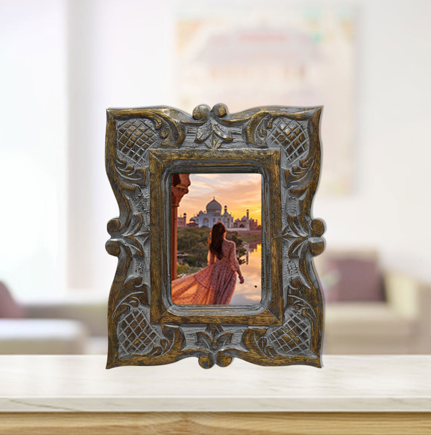 Wooden Carved Vintage Photo Frame (GD1525)