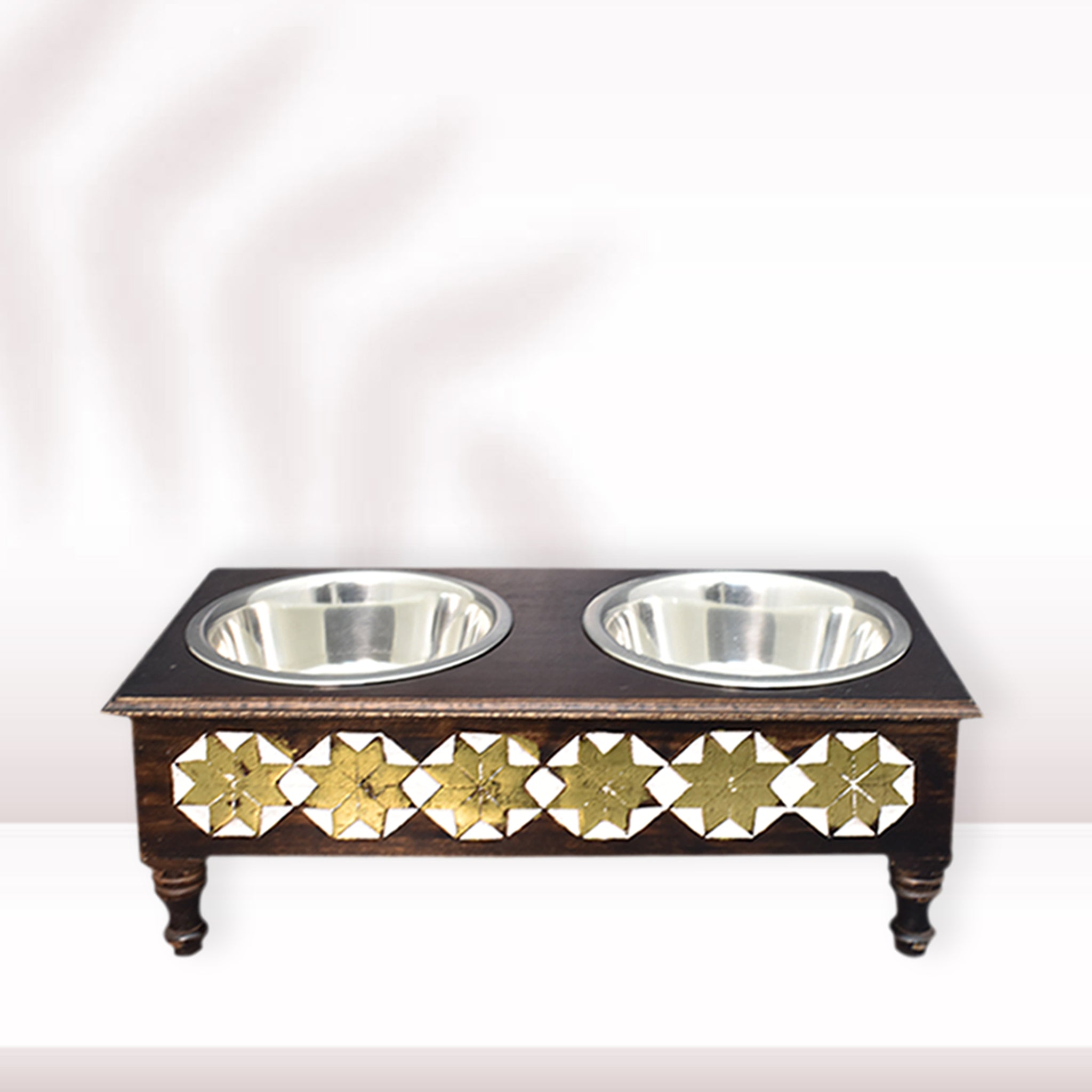 Wooden Carved Pet Feeder (GD2065)