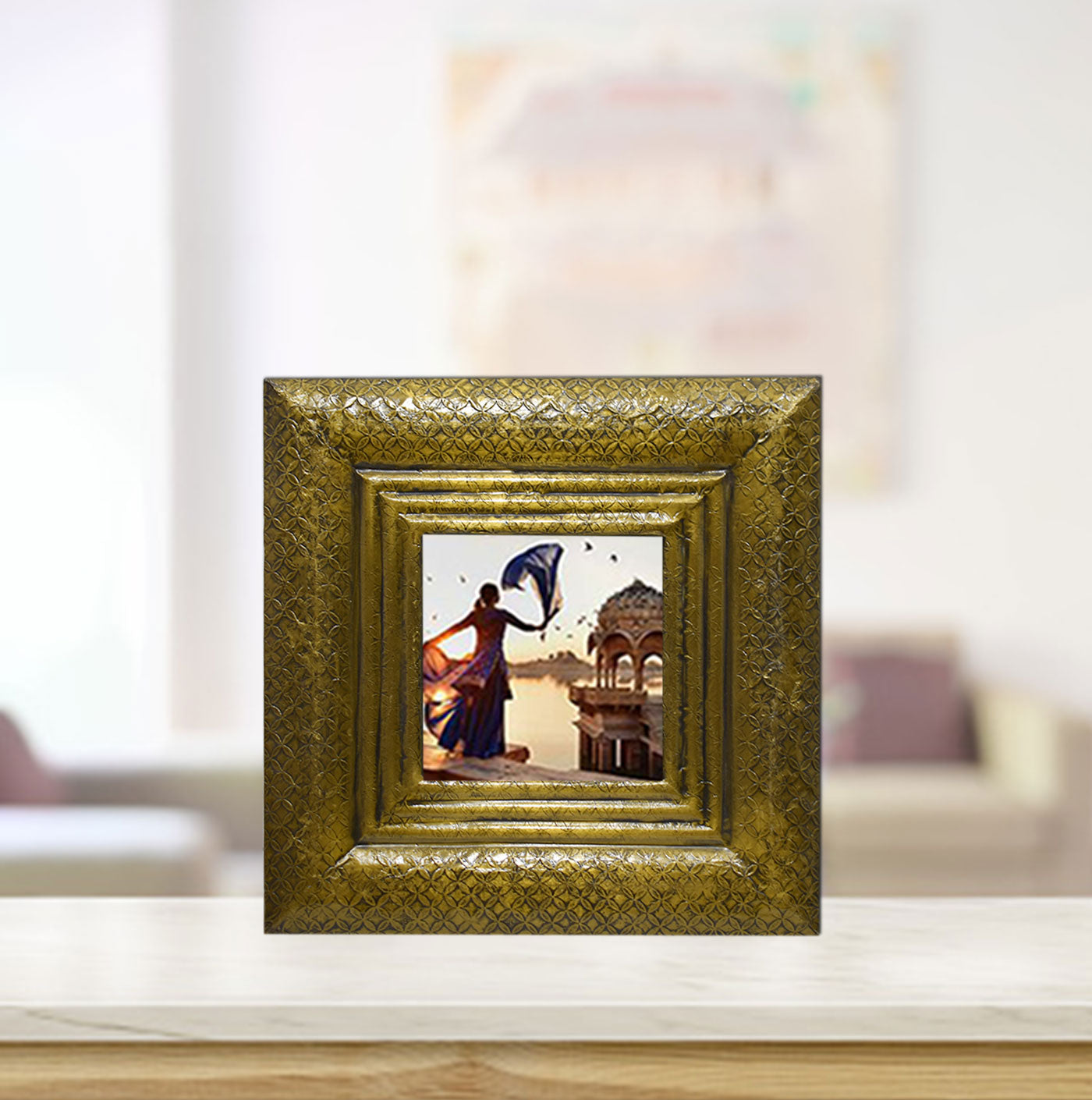 Wooden Carved Antique Photo Frame (GD1518)