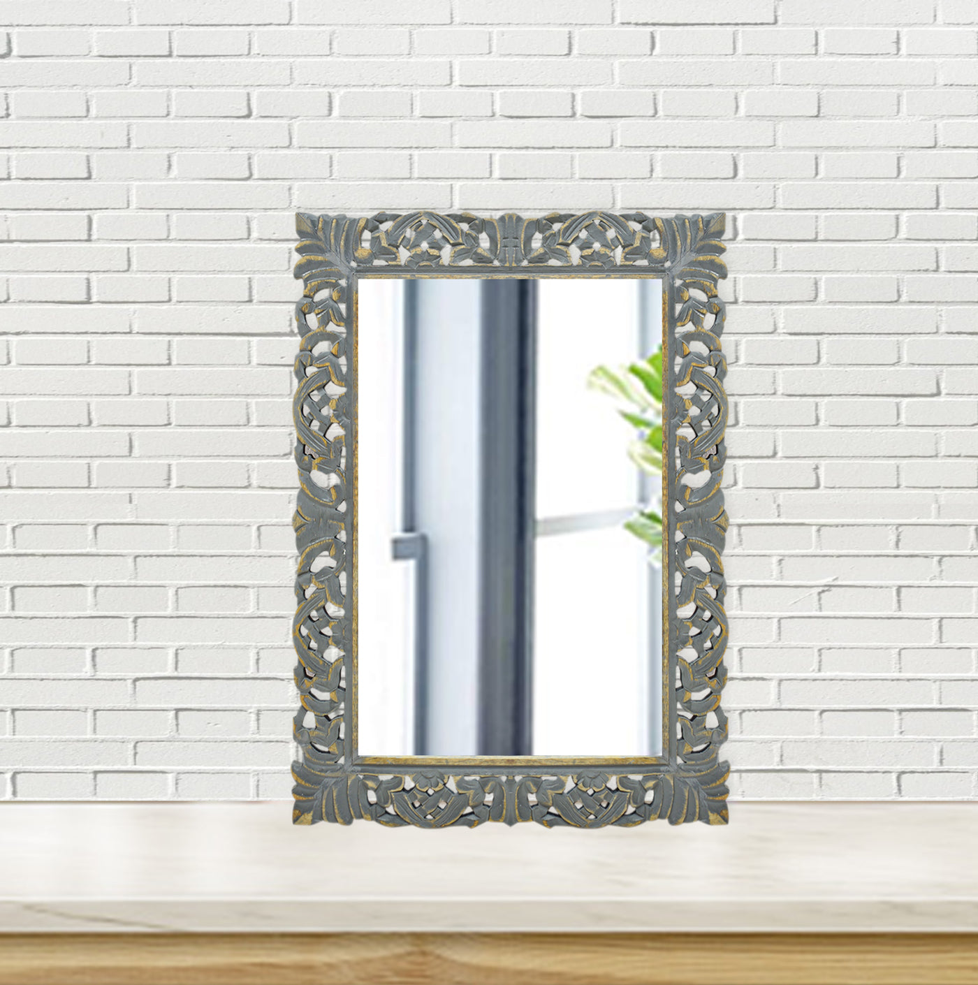 Wooden Antique Carved Wall Mirror (GD1618)