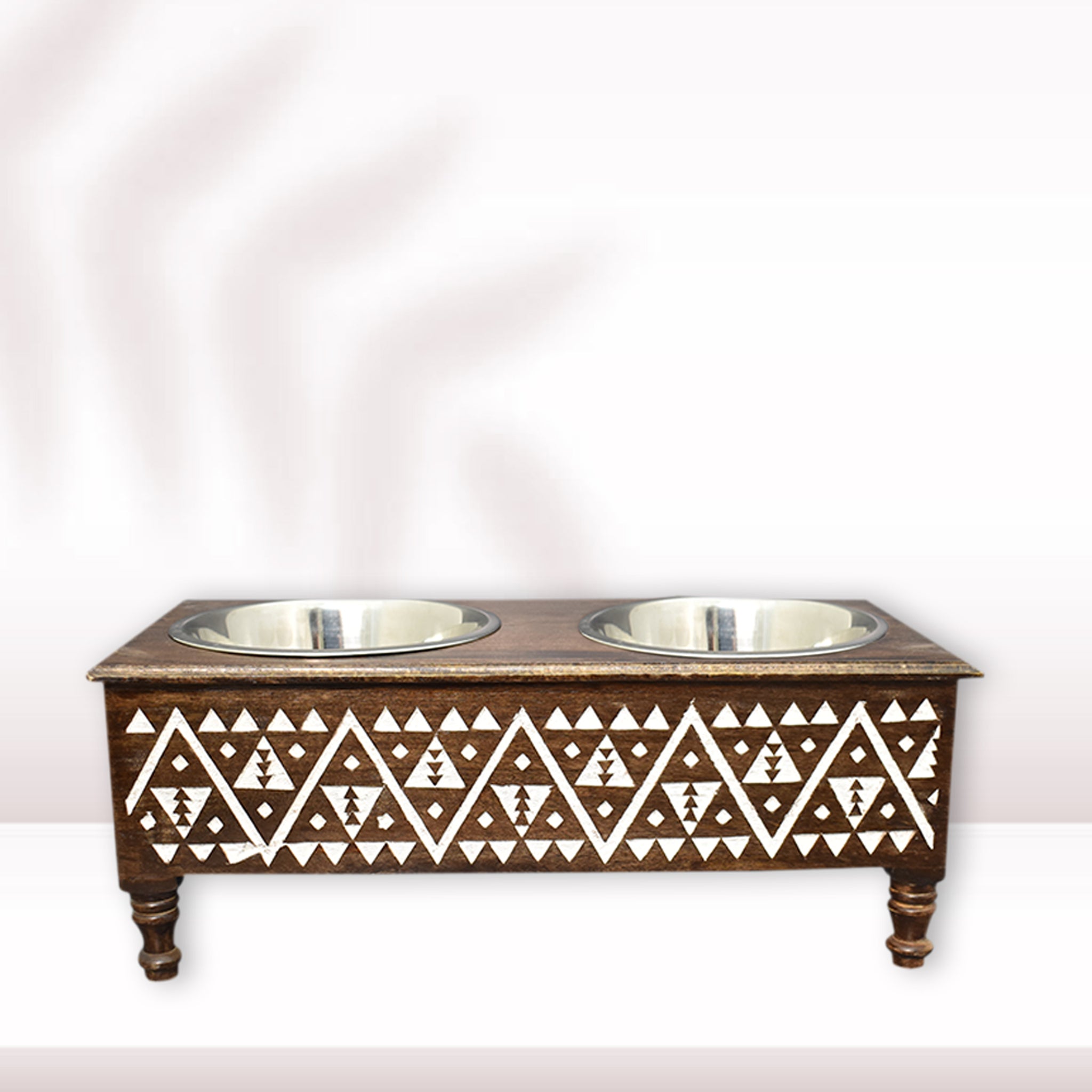 Wooden Carved Pet Feeder (GD2067)