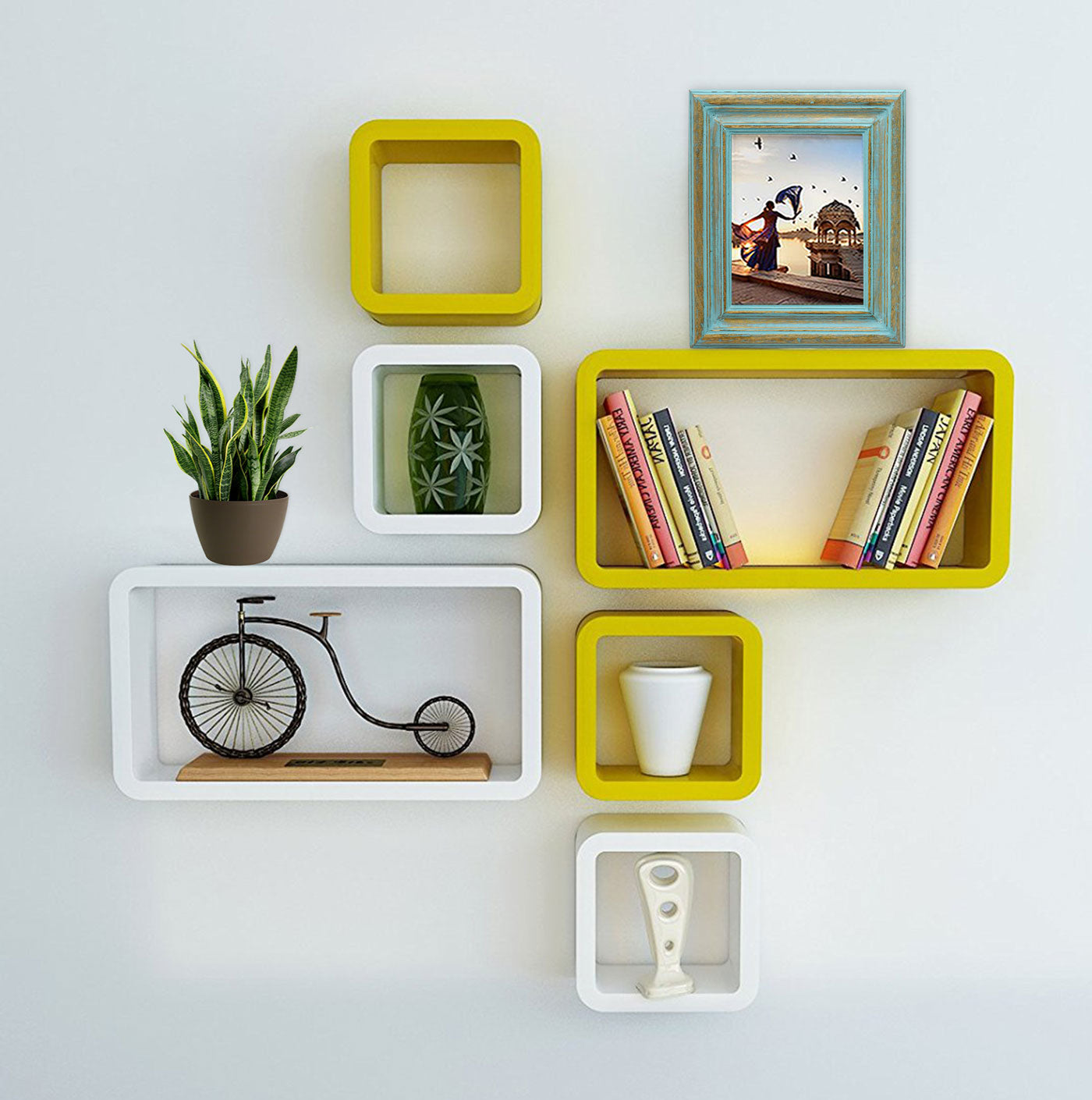 Wooden Carved Antique Photo Frame (GD1572)