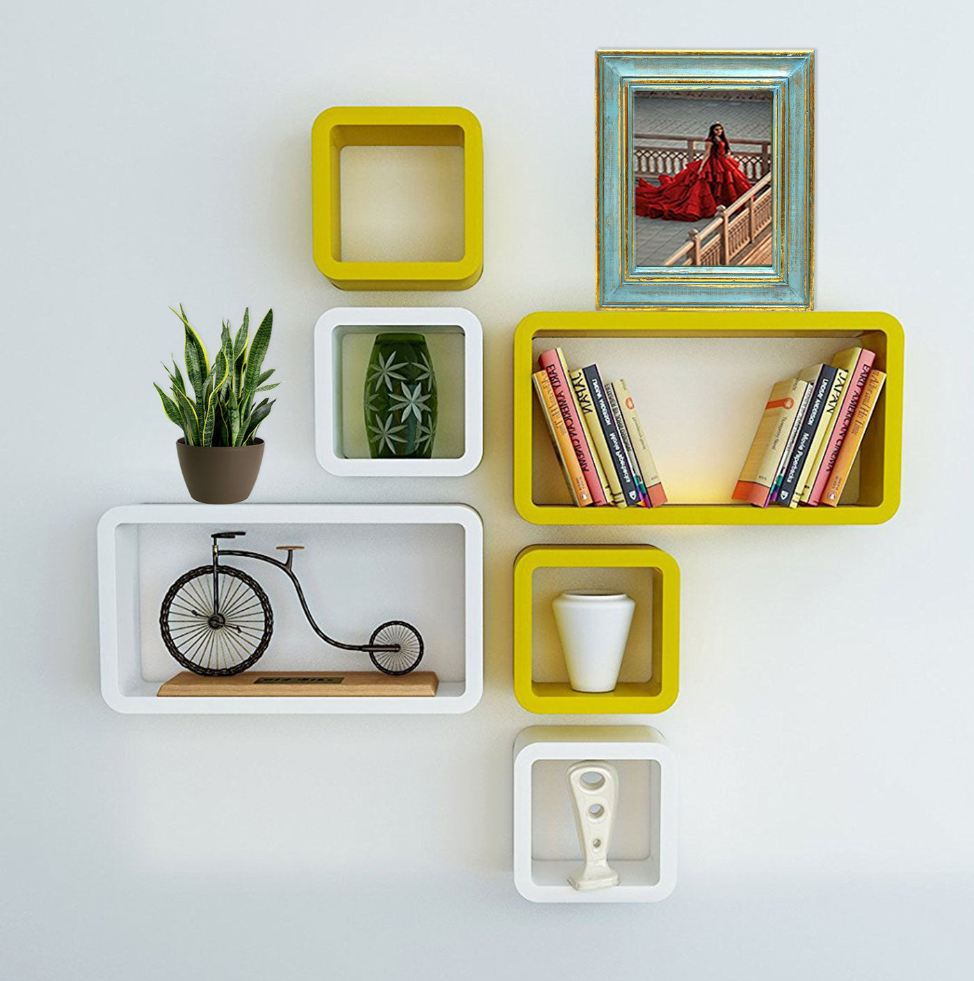 Wooden Carved Antique Photo Frame (GD1571)