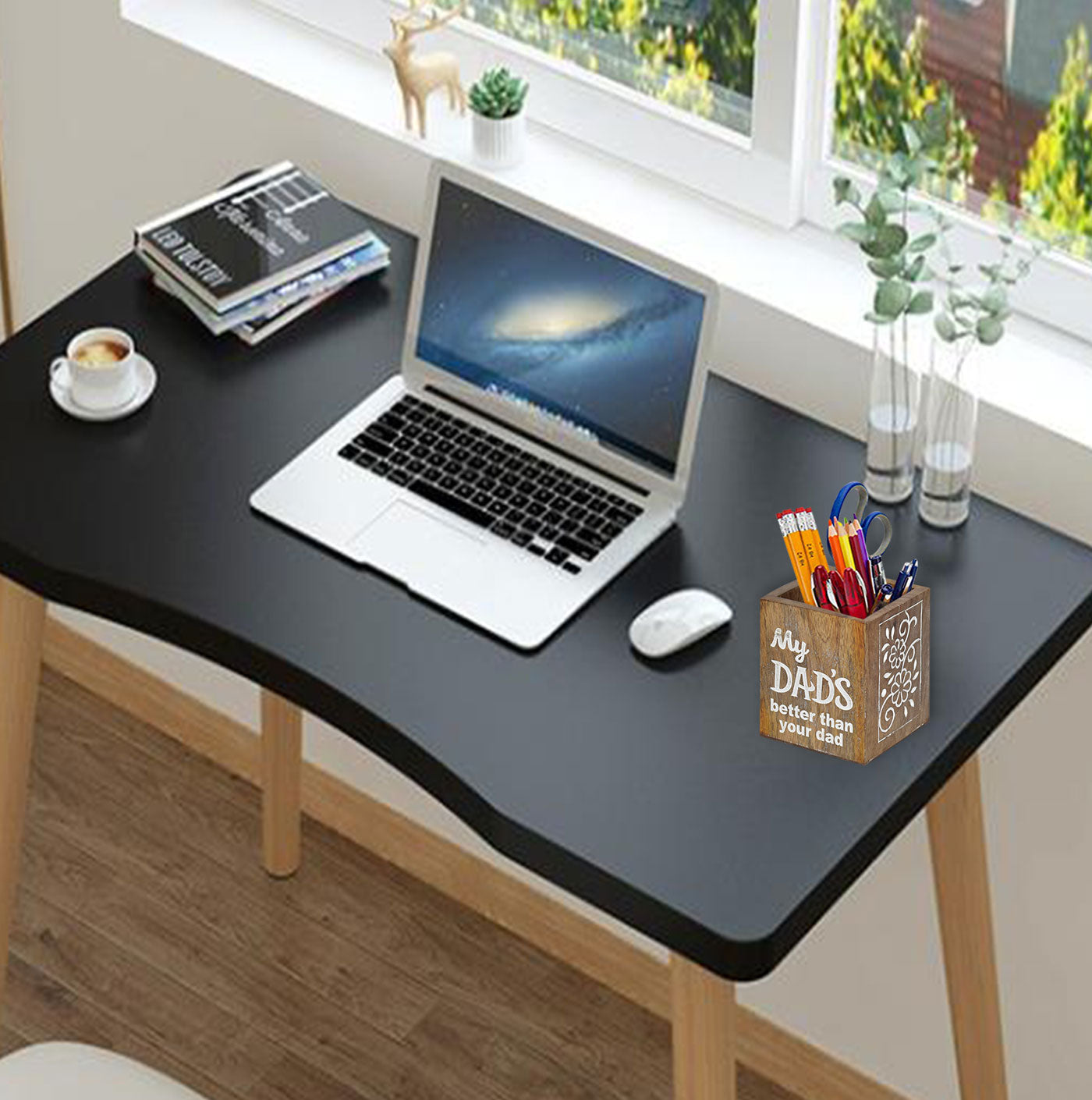 Wooden Engraved Pen Holder (GD1575)