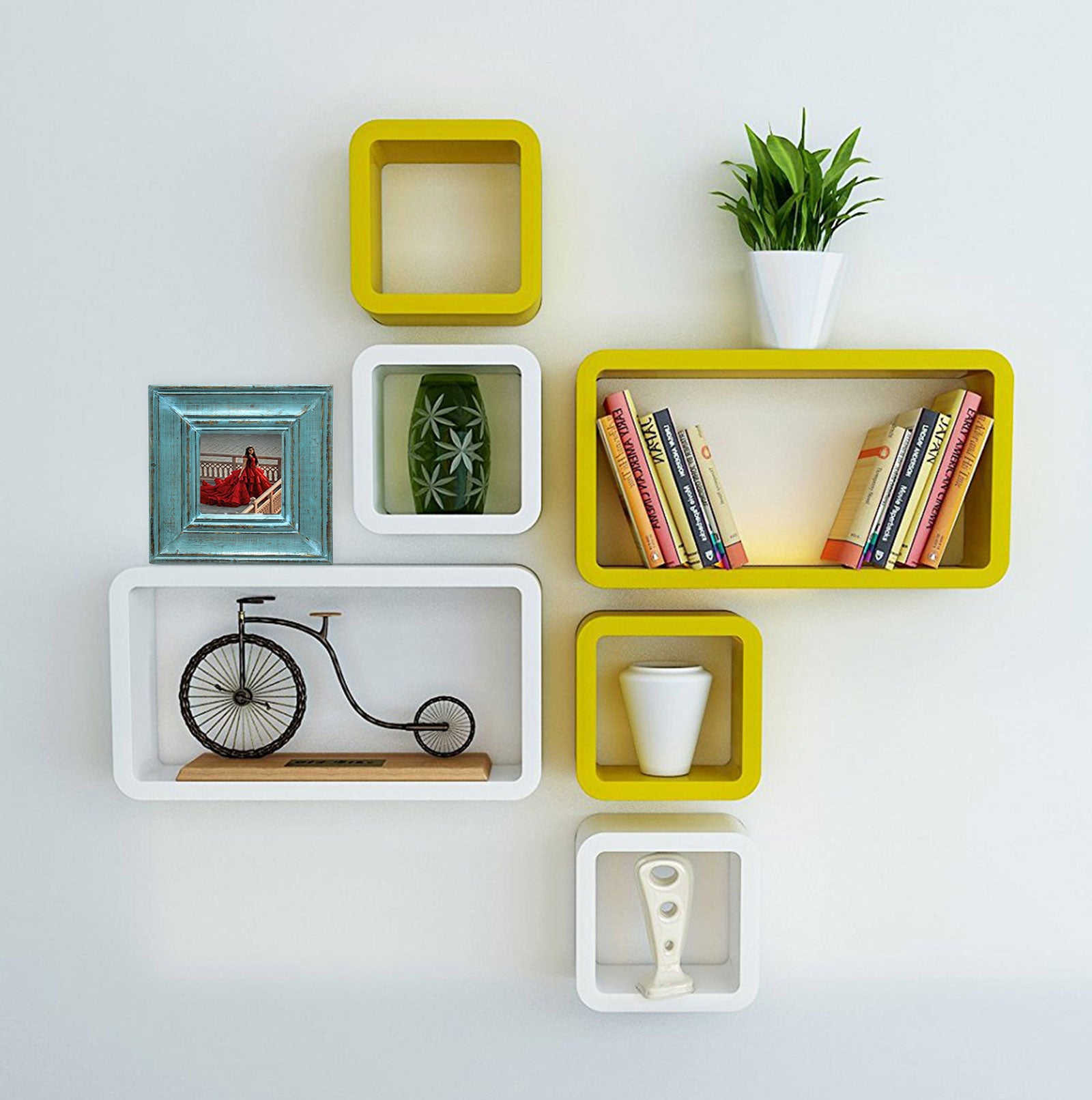 Wooden Carved Antique Photo Frame (GD1558)