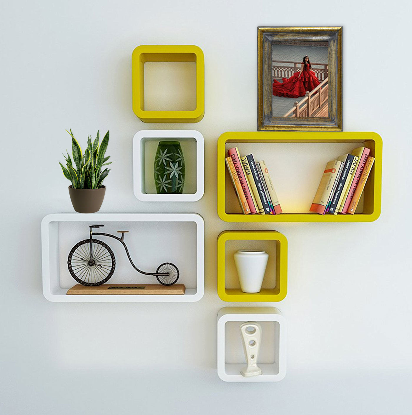 Wooden Carved Antique Photo Frame (GD1535)