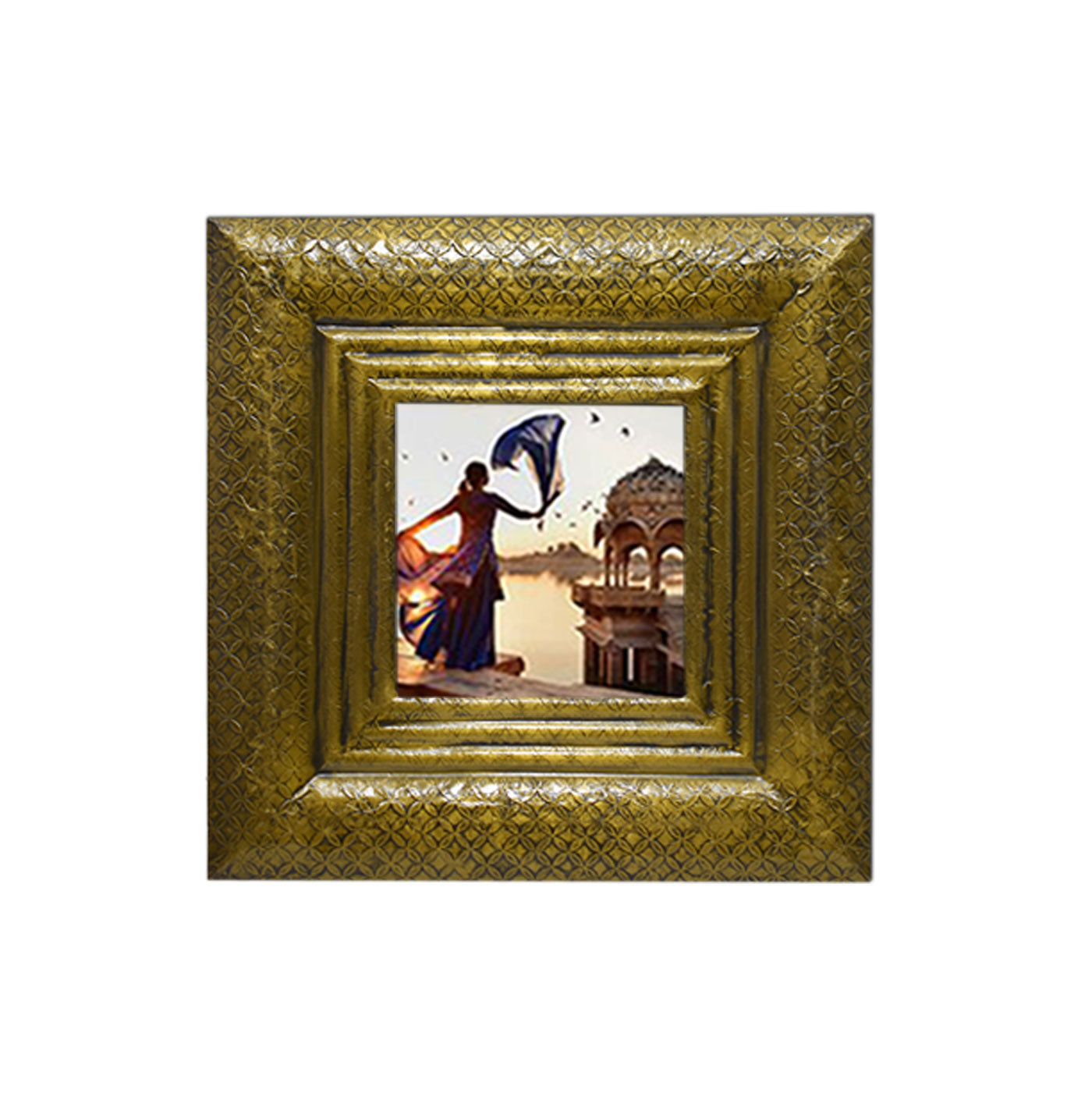 Wooden Carved Antique Photo Frame (GD1518)